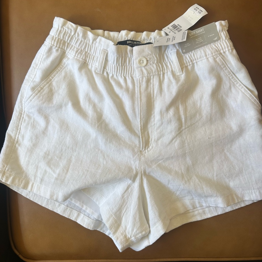 Hollister Women's White Shorts